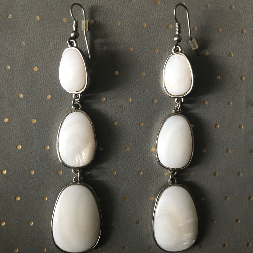 Drop earrings
